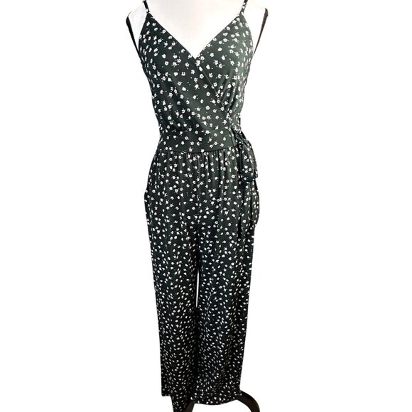 Kaleigh Women Jumpsuit XSP Green Floral Wrap Adjustable Straps & Tie Waist *NWOT - Picture 2 of 15